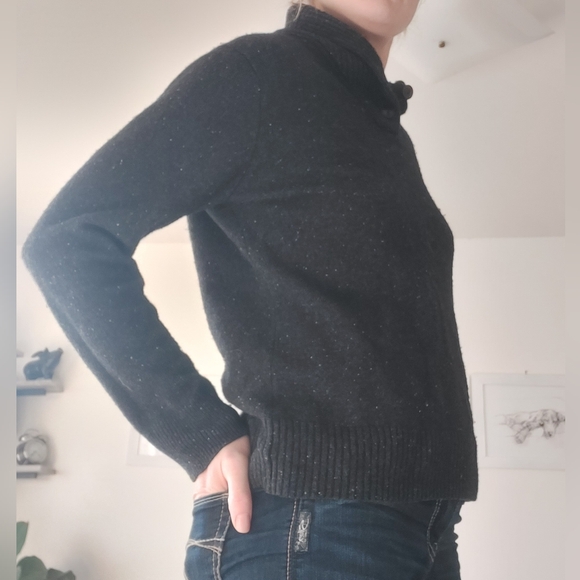 J. Crew sweater,  large,  black speckled, - Picture 8 of 10